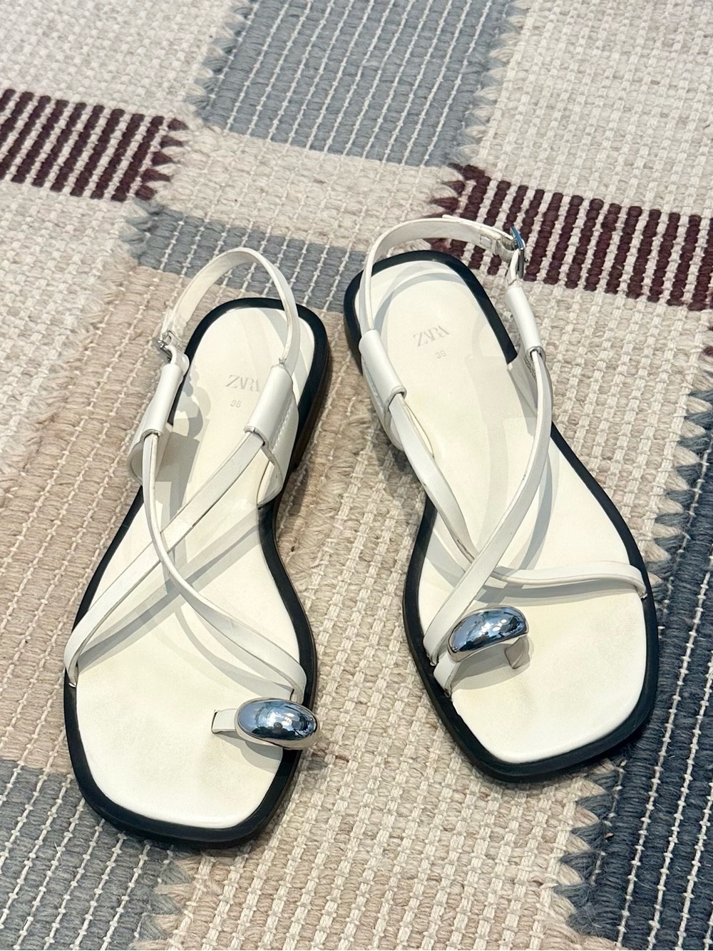 Zara White Leather Slingback Sandals with Silver Toe Accent